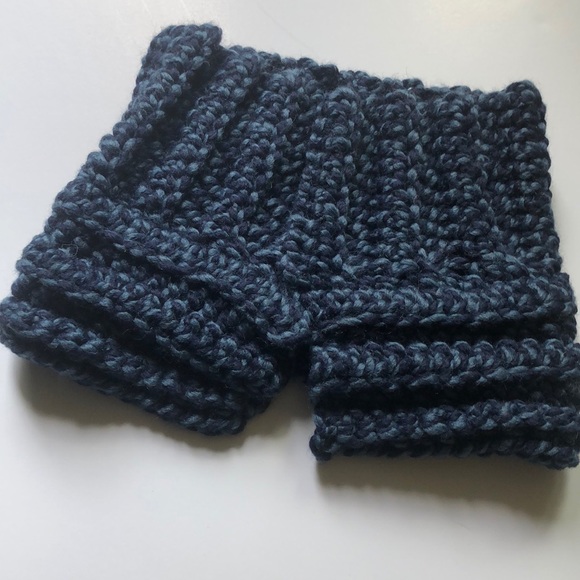 NEW! Crochet neck cowl - bulky knit scarf - Picture 4 of 7